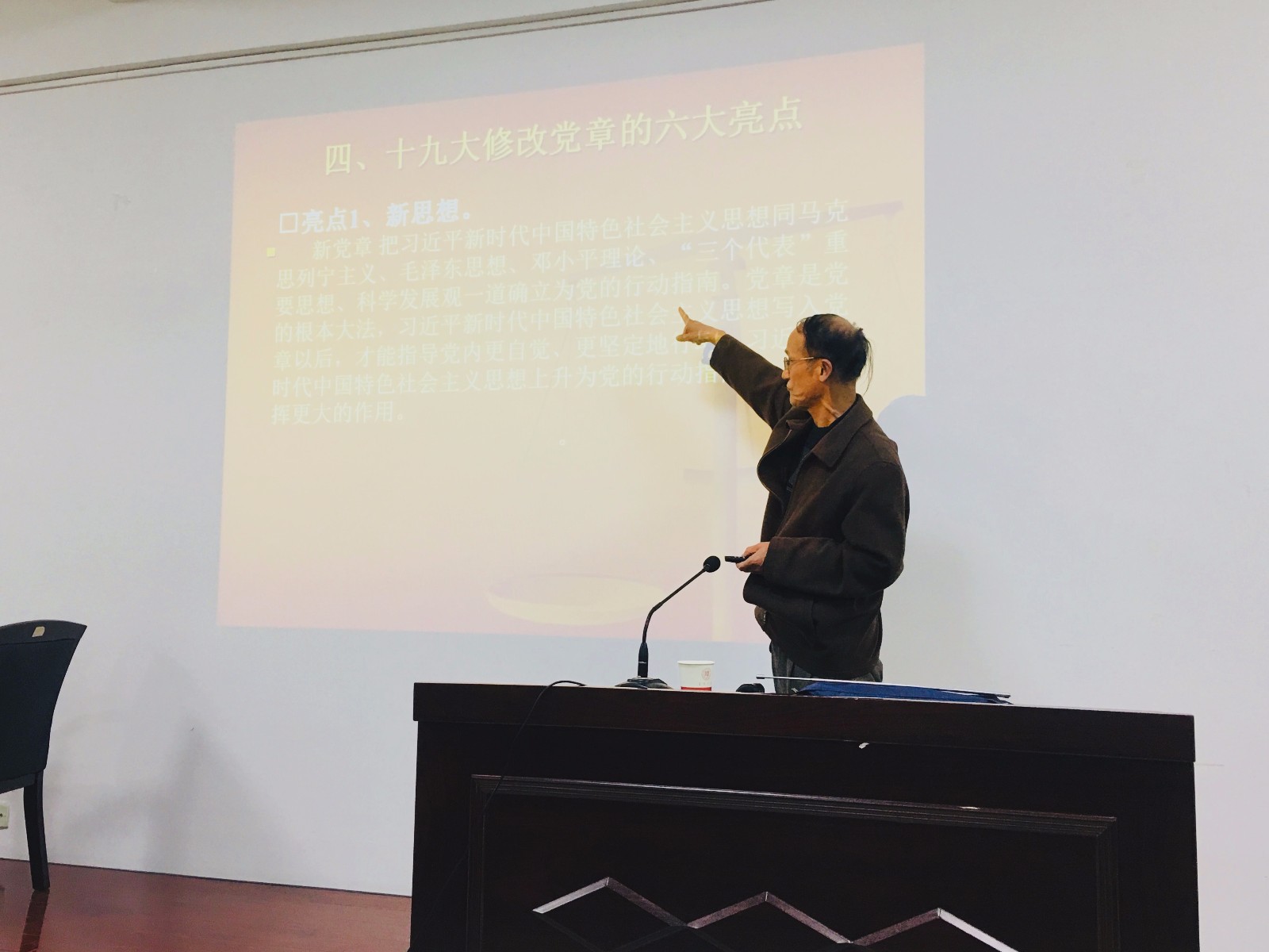 IMG_E3682.JPG IMG_E3682.JPG